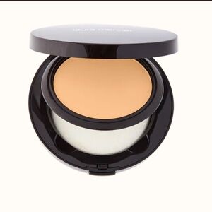 Laura Mercier Smooth Finish Foundation Powder 2W1 06